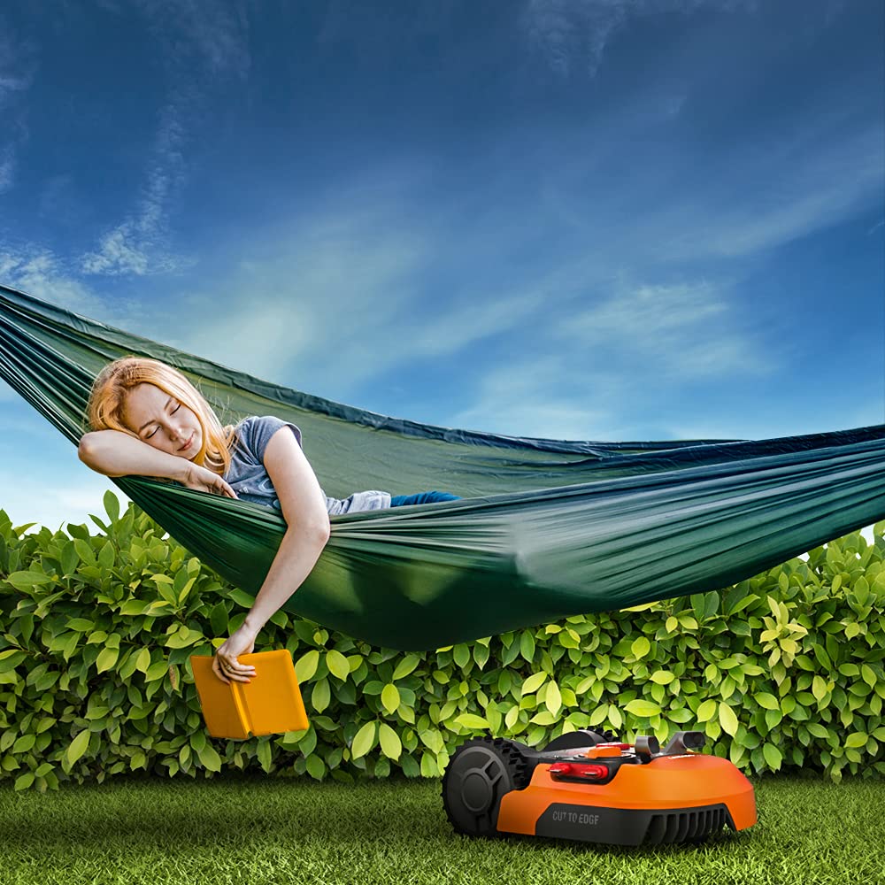 WORX Landroid Plus WR147E.1 Mähroboter für bis zu 1000 m² mit WLAN, Bluetooth und schwimmendem Mähdeck für präzises Mähen auf unebenem Gelände